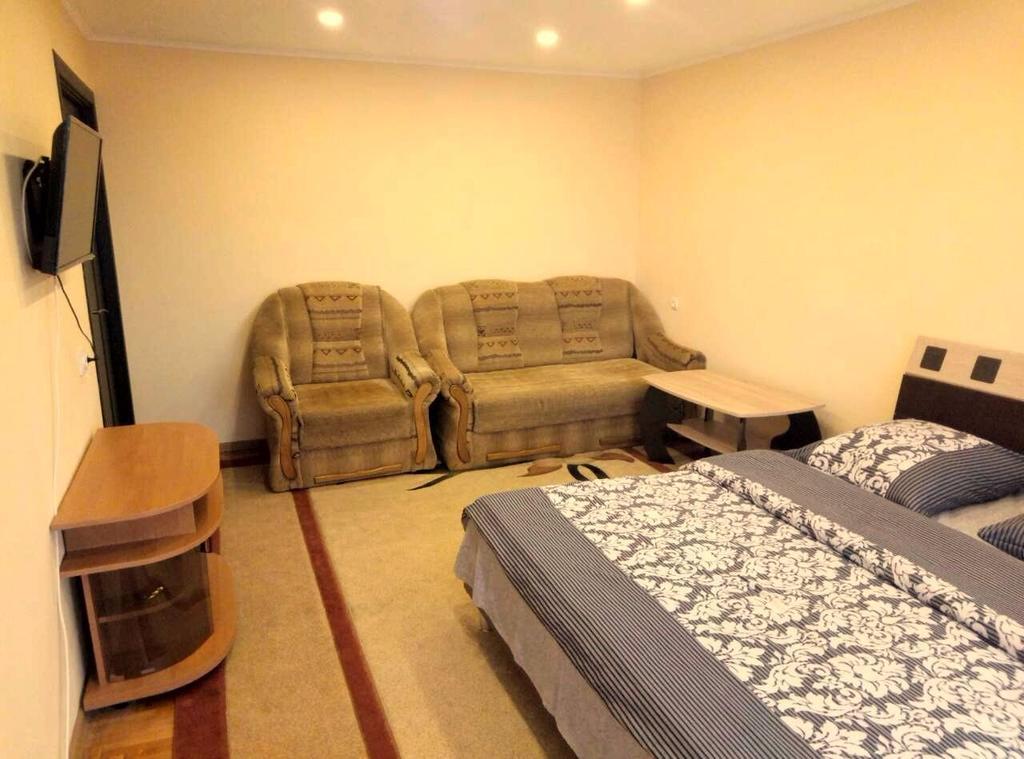 Gil Apartment 2К Квартира Центр Пл Петефи 9A อุชโฮรอด ภายนอก รูปภาพ